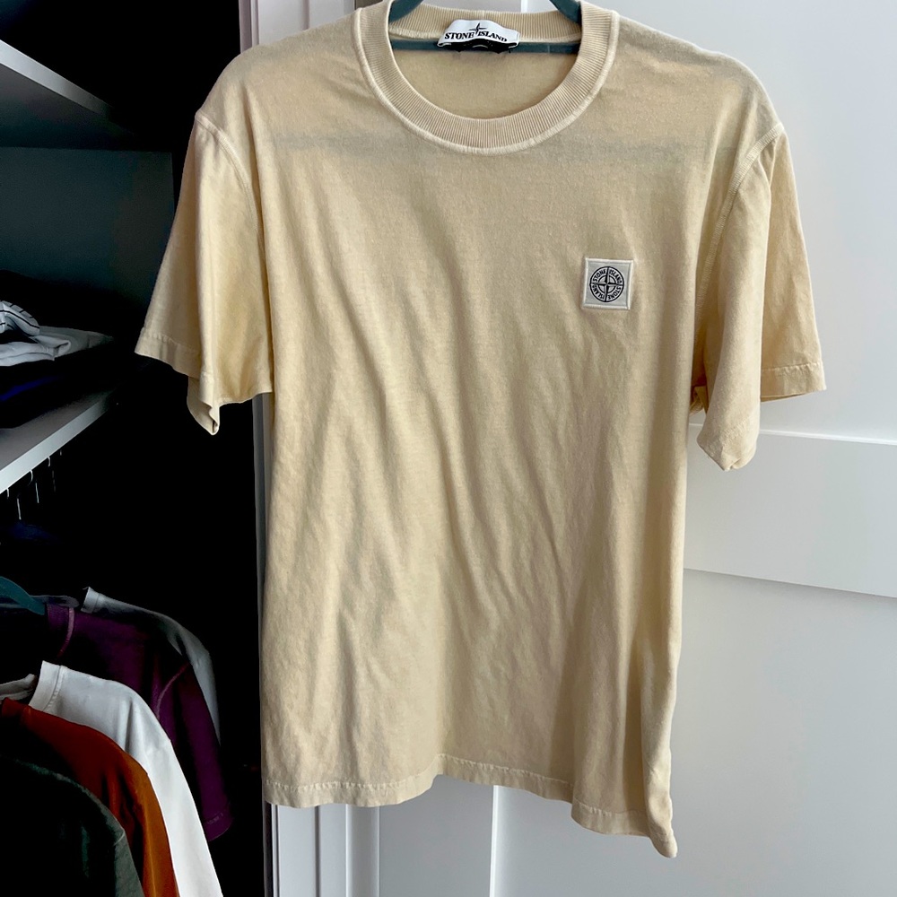 Stone island logo patch tee